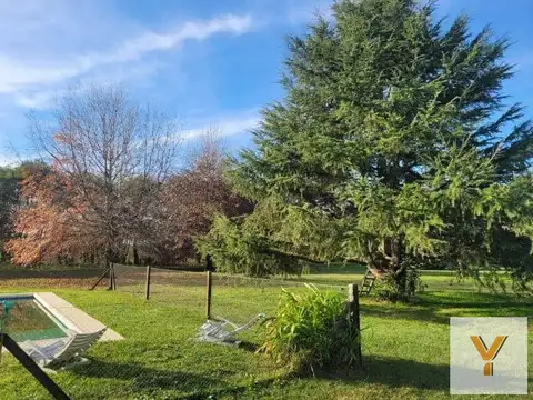 Quinta en venta - 2 Dormitorios 1 Baño - 10.000Mts2 - Lobos