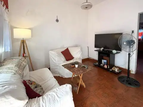 Casa en Venta en Rafael Calzada, USD 60.000