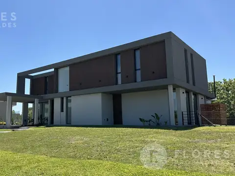 Casa en Venta Con Renta, 6 ambientes, 5 dormitorios, 6 baños, La Diligencia, Pilara, Pilar