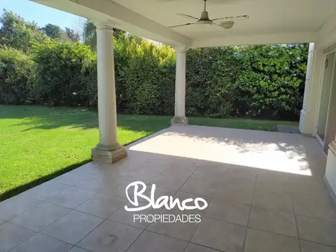 Casa en Venta en Septiembre, USD 900.000
