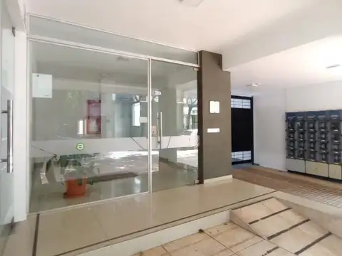 Calle 18 Entre 57 Y 58 Cochera Opcional 1200, Piso 5