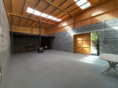 Se alquila depósito en Stefenelli, General Roca
