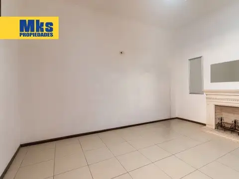 e/ Rocha y Coronel Salvadores , Piso 0