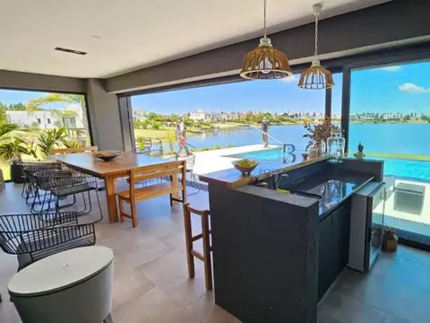 Casa en Venta de 4 dormitorios