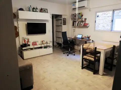 Entre Rios 700, Piso 1