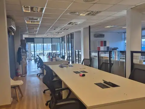 Oficina en Alquiler en Lomas de San Isidro, $ 8.500.000