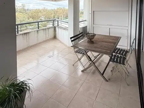 Departamento en Alquiler Temporal con 2 cocheras