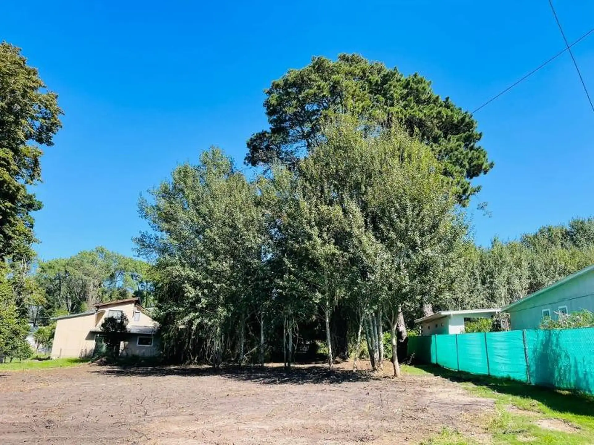 Venta de terreno en Sierra de los Padres - Ricardo entre Noemí y Tulio