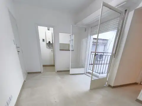 Departamento 2 ambientes con balcón en Palermo  Oportunidad