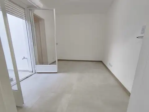 Jorge Newbery 2400, Piso 7