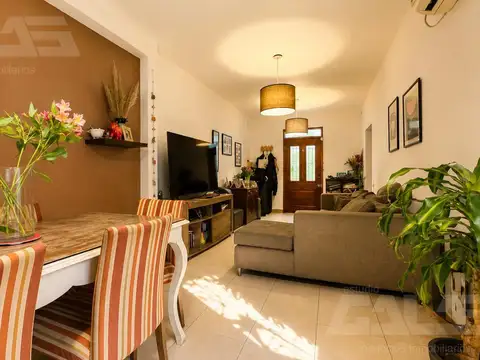 Casa en Venta con 1 cochera