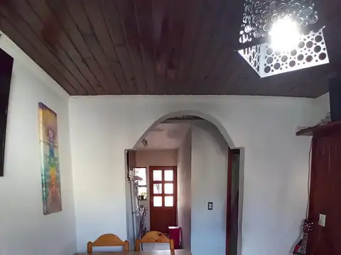 Casa 3 ambientes con 1 baño