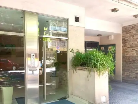 SENILLOSA 200, Piso 1