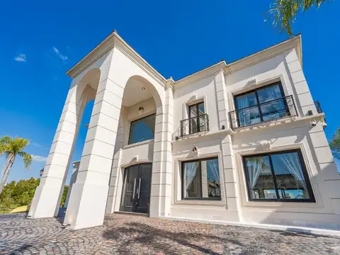 Casa en Alquiler de 4 dormitorios