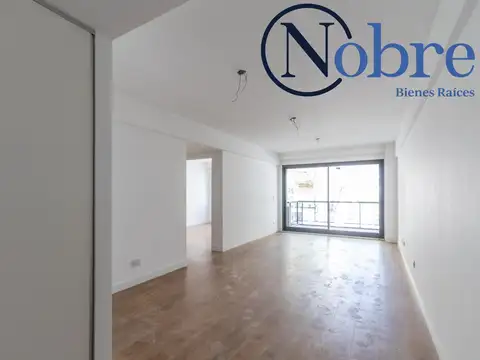 VENTA DEPTO 3 AMBIENTES DEPENDENCIA Y COCHERA P.HOLLYWOOD