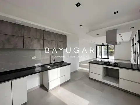 Casa Venta - Barrancas de Iraola, Hudson - ESTRENAR