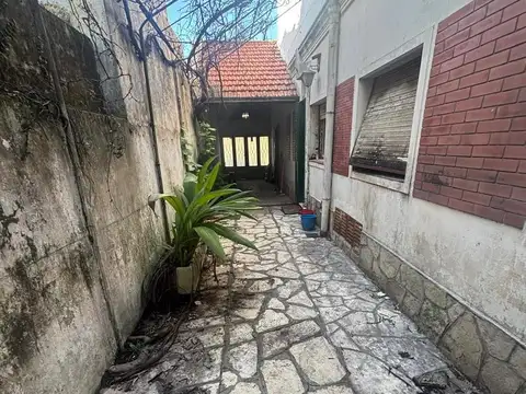 Depto Tipo Casa en Venta en Olivos, USD 160.000