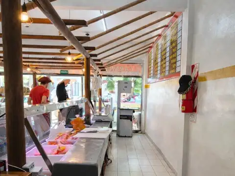 Local carniceria, fiambrería. 100% instalado