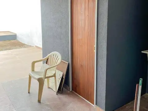 Casa en Alquiler en Hipódromo, $ 1.200.000