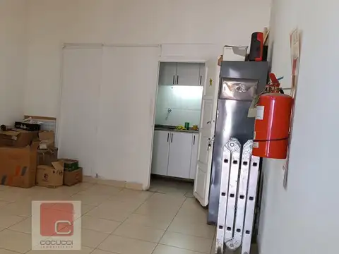 Local en Venta 66 años