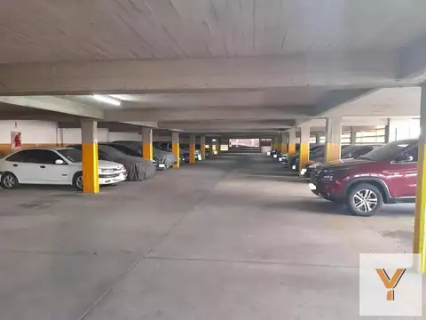 Cochera en venta - 12Mts2 - Avellaneda
