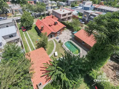 Venta / permuta | Casa 3 dormitorios en lote 1100 m2 | Fisherton, Rosario