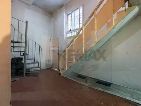 Depto Tipo Casa en Venta de 5 ambientes