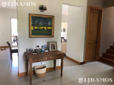 EXCELENTE CASA -AQUILER TEMPORAL - BARRIO CERRADO LA DAMASIA - ENERO 2027