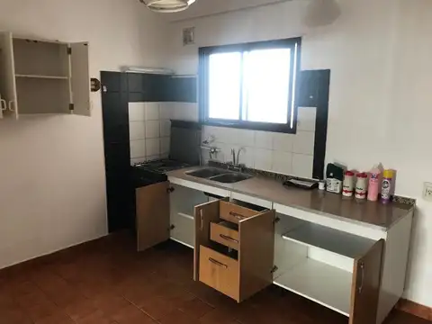 Depto Tipo Casa en Alquiler de 3 ambientes