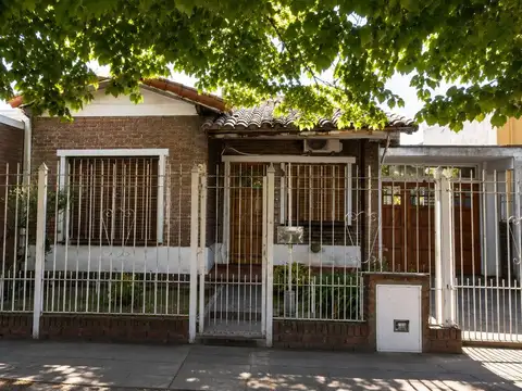 Casa en venta en adrogue