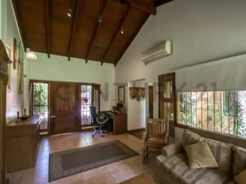 calle 25 entre calle 453 y 454 2200, Piso 0