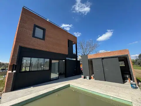Casa en Alquiler A Estrenar