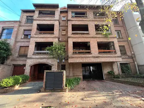 Departamento en Alquiler de 3 ambientes con cochera en San Isidro