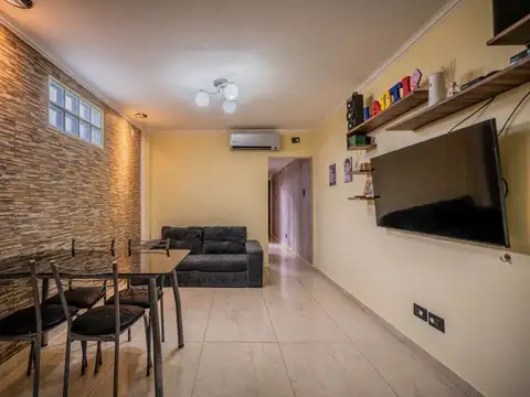 Depto Tipo Casa en Venta de 1 dormitorio