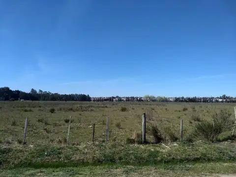 Terreno en Venta 15  mts Fondo