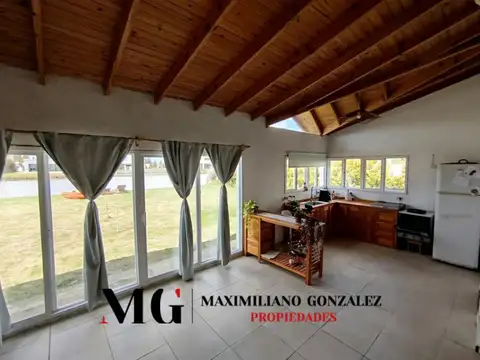 Casa en Venta con 1 cochera