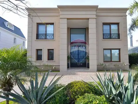 ALQUILER CASA 5 AMB PISCINA, EN NUEVO QUILMES