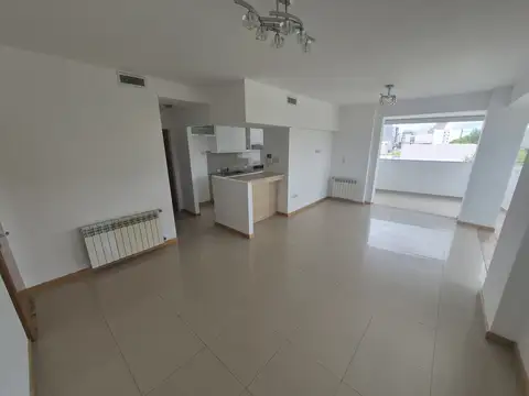 Departamento en Venta , 3 Dormitorios con cochera y baulera