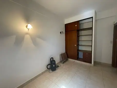 QUINTA EN VENTA LOS ROBLES DEL MONARCA PILAR