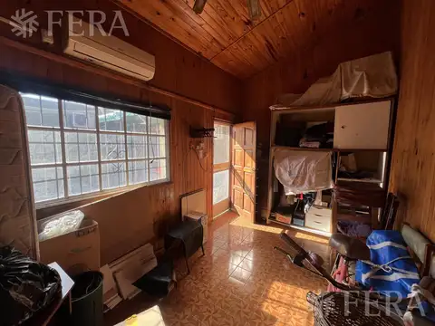 Casa 4 ambientes con 1 baño
