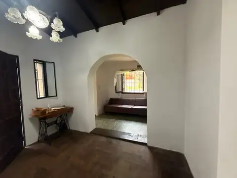 Alquiler de casa 3 ambientes en Don Torcuato-Medina Propiedades