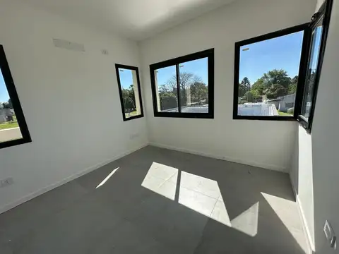 Casa en Venta en Pilar Del Este, USD 175.000