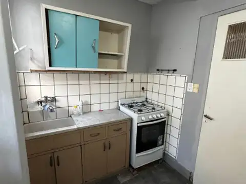 Depto Tipo Casa en Venta 60 años
