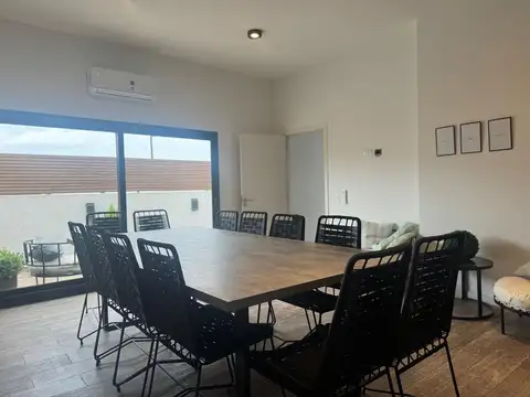 Departamento 5 ambientes con 4 baños