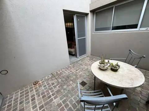 Depto Tipo Casa en Venta con 2 cocheras