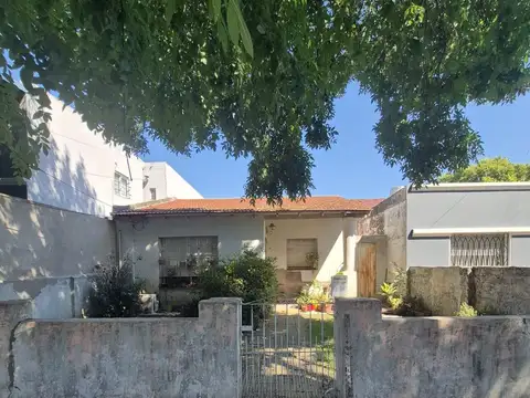Oportunidad casa lote propio a refaccionar