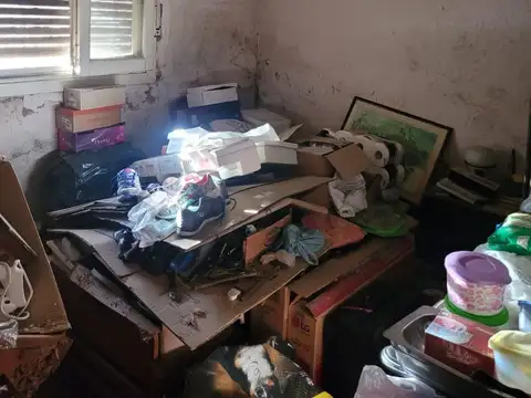Oportunidad casa lote propio a refaccionar