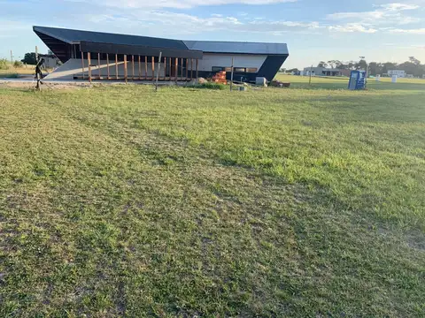 Terreno en Venta de 734,45 m2