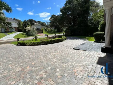 Casa en Venta de 5 dormitorios