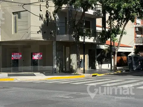 Local a estrenar, Av. Congreso esquina Melian